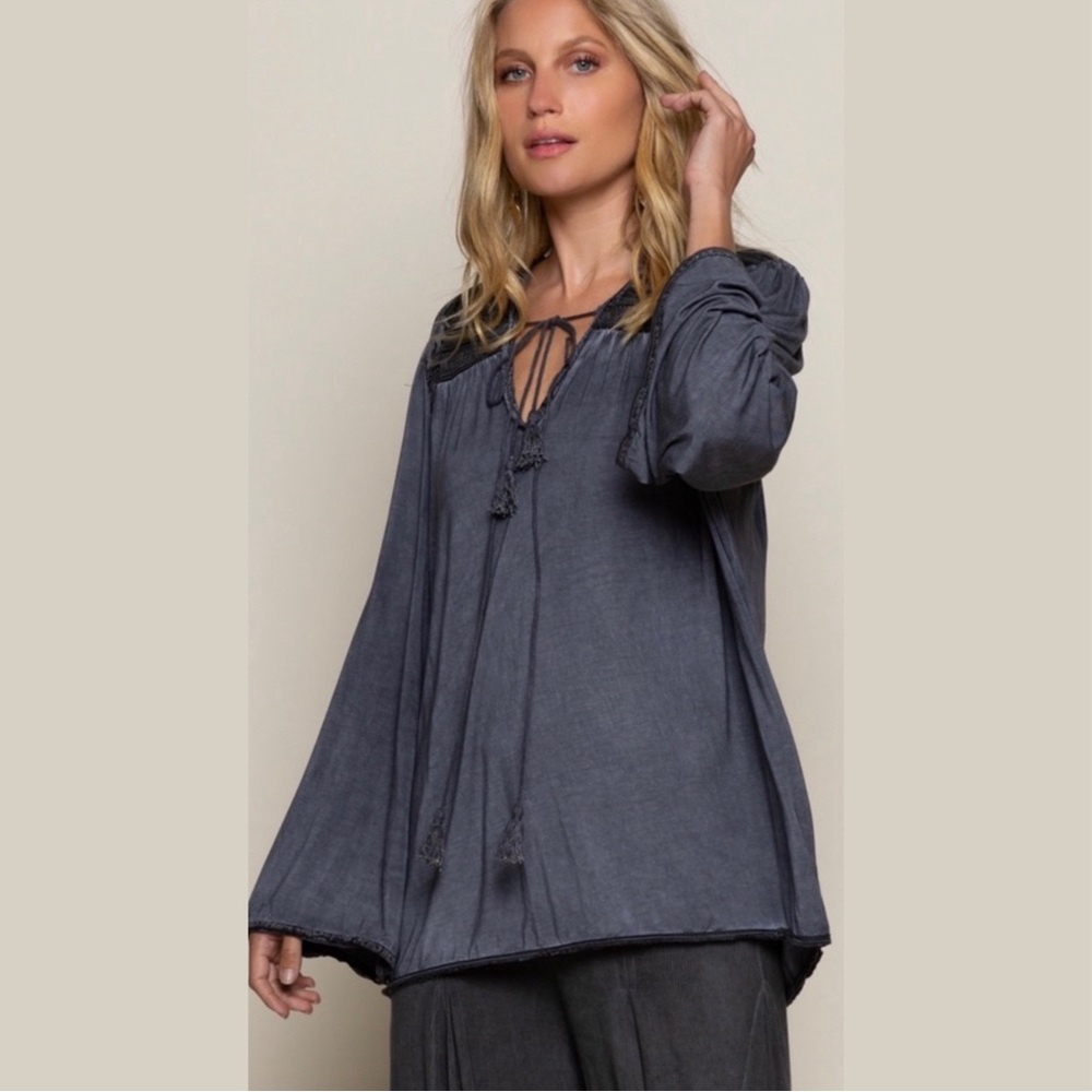 POL Aztec Elephant Print Charcoal BOHO Tassel Tunic Top! - Picture 3 of 8